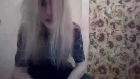 Snapshot of hey_mikky chatting on March 7, 11:29 am hey_mikky online show from March 7, 11:29 am