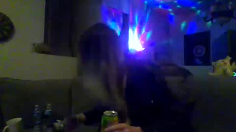 Snapshot of hey_mikky chatting on October 24, 2:02 am hey_mikky online show from October 24, 2:02 am