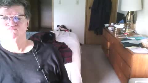 hg99too online show from January 9, 5:40 pm