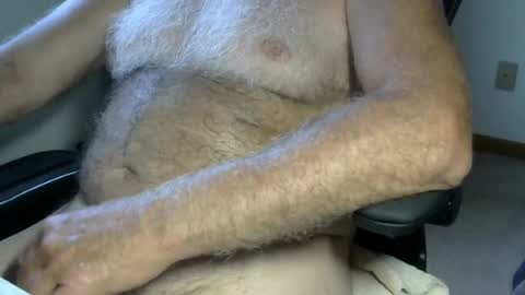 higgins11 online show from July 12, 8:44 pm
