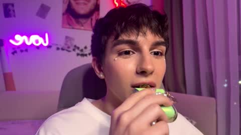 twinkvadusha online show from February 22, 7:59 pm