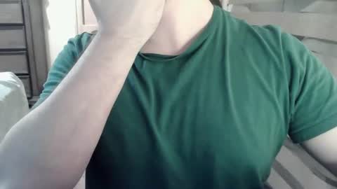 Himbo fox online show from June 17, 9:11 am