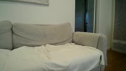 Hippie Jijm online show from March 27, 6:20 pm