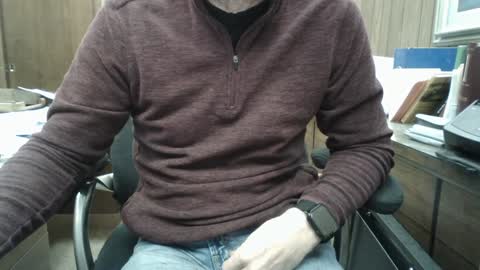 Snapshot of hnic9999 chatting on December 6, 10:41 pm Nick online show from December 6, 10:41 pm