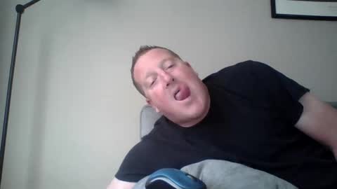 THE MAN online show from November 16, 4:42 pm