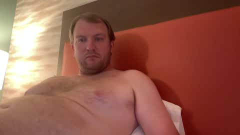 Snapshot of hockeyboy2015 chatting on October 9, 9:20 pm hockeyboy2015 online show from October 9, 9:20 pm