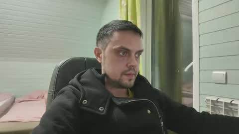 Henry online show from October 18, 6:13 pm