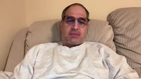 honey_man14 online show from February 25, 4:24 am