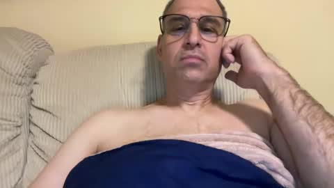 honey_man14 online show from October 5, 11:14 am