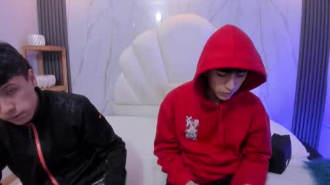 hoot_booys_ online show from January 14, 8:45 pm