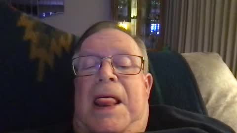 horndog online show from April 26, 8:23 am