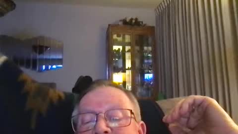 horndog online show from February 13, 8:09 am