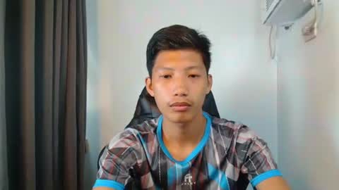 Snapshot of horny_asianmoreno chatting on September 22, 7:13 pm ROGER online show from September 22, 7:13 pm