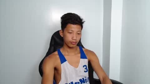 Snapshot of horny_asianmoreno chatting on September 18, 10:34 pm ROGER online show from September 18, 10:34 pm