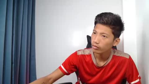 Snapshot of horny_asianmoreno chatting on October 1, 4:05 am ROGER online show from October 1, 4:05 am