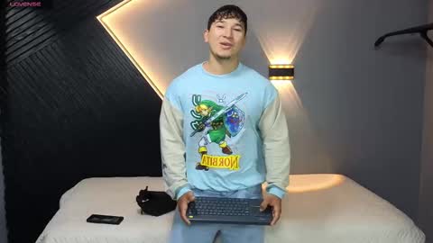 horny_nick18 online show from March 2, 1:07 pm