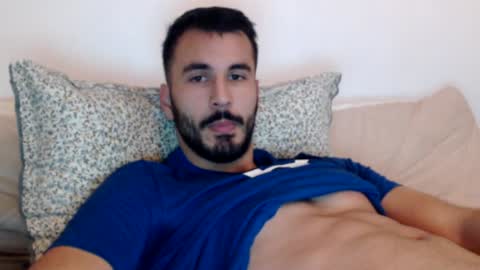 Snapshot of hornyasfuckk33 chatting on January 18, 4:31 pm hornyasfuckk33 online show from January 18, 4:31 pm