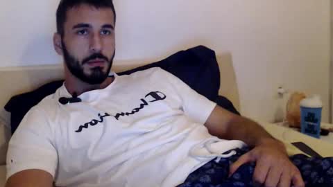 Snapshot of hornyasfuckk33 chatting on October 5, 7:40 pm hornyasfuckk33 online show from October 5, 7:40 pm