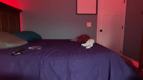 Horny Bear Daddy online show from April 22, 3:57 am