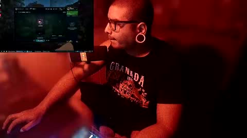 hornydude939393 online show from January 24, 11:15 am