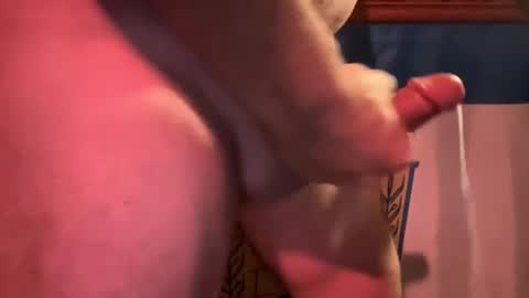 Snapshot of hornyladaddy chatting on February 24, 3:31 pm HornyLADaddy online show from February 24, 3:31 pm