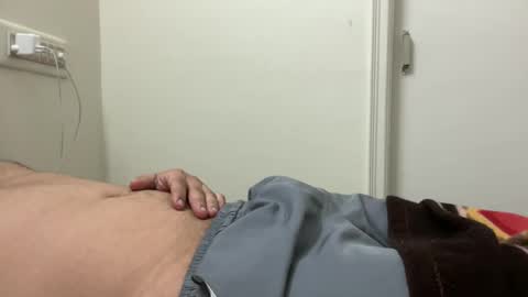 Ash online show from January 8, 6:52 pm