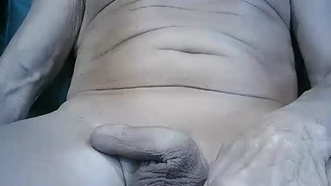 Snapshot of hornytomuk1 chatting on February 20, 8:28 am hornytomuk1 online show from February 20, 8:28 am