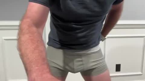 Snapshot of hornyusa13 chatting on December 18, 4:49 pm hornyusa13 online show from December 18, 4:49 pm