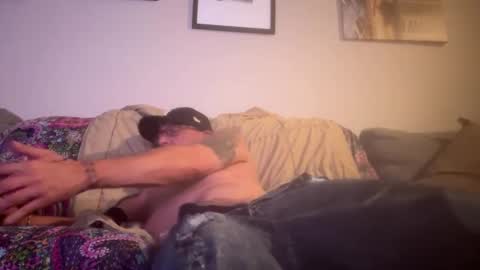 hoss43040 online show from September 11, 1:59 am