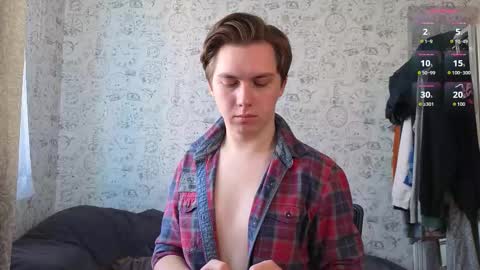 Snapshot of hot_boy_oscar chatting on September 25, 11:20 am Oscar  online show from September 25, 11:20 am