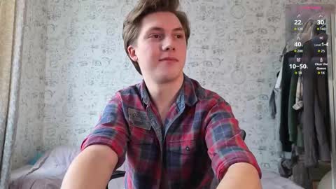 Snapshot of hot_boy_oscar chatting on October 10, 11:15 am Oscar  online show from October 10, 11:15 am