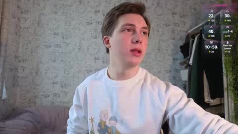 Snapshot of hot_boy_oscar chatting on November 1, 11:14 am Oscar  online show from November 1, 11:14 am