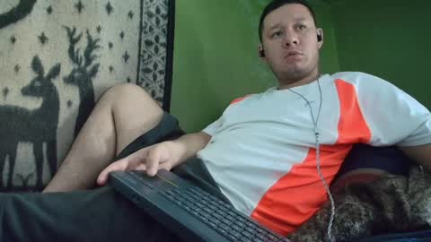 hot_guy36 online show from March 26, 3:16 pm