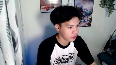 mark online show from April 8, 12:44 am