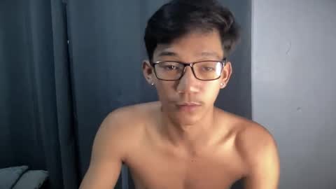 hotasian_jerome online show from March 1, 6:57 am