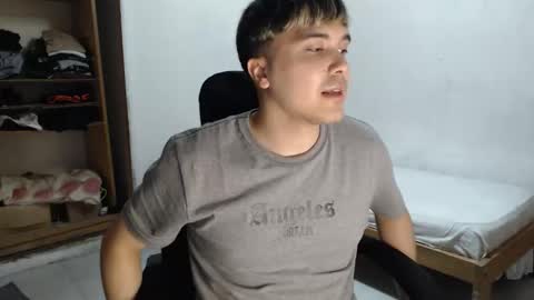 hotbaby6900 online show from December 22, 12:46 pm