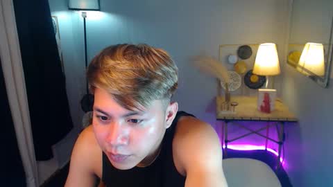 hotfucker_drei online show from September 24, 7:51 am