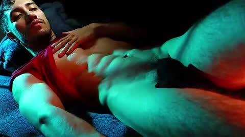 Hotlatinking online show from February 14, 11:10 pm