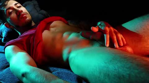 Hotlatinking online show from January 15, 11:40 pm