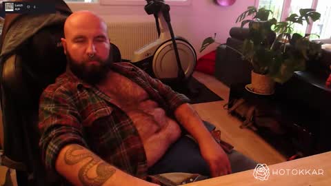 Hotokkar online show from October 6, 4:55 pm