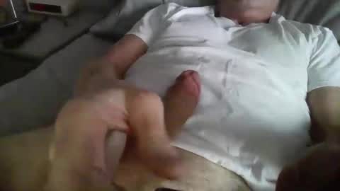 hotstroke8 online show from December 26, 9:15 pm