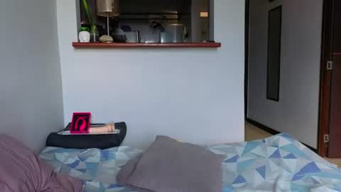 Andres online show from June 20, 7:08 pm