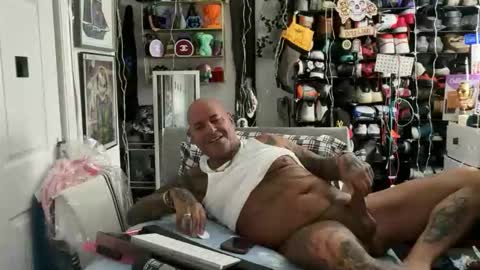 hotstuff775616 online show from March 5, 3:03 am