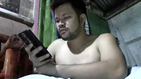 HottestPinoy32 online show from January 18, 3:38 pm