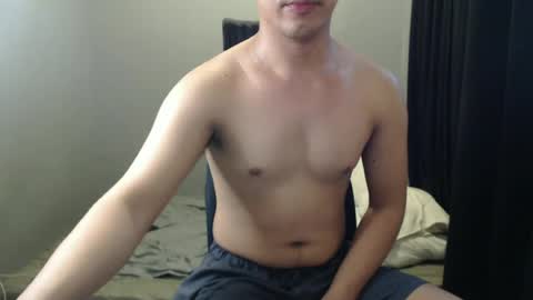 hottie_kyle69 online show from June 16, 7:00 am