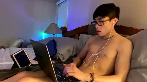 hottiewithabody101 online show from May 1, 10:56 pm