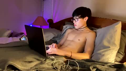 hottiewithabody101 online show from April 30, 8:57 pm