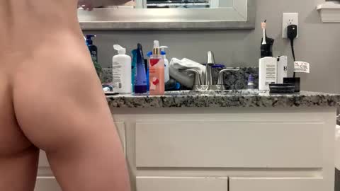 hottiewithabody101 online show from March 22, 10:42 am