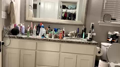 hottiewithabody101 online show from April 6, 10:27 am