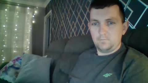 Snapshot of hotuk86 chatting on January 16, 9:30 pm hotuk86 online show from January 16, 9:30 pm